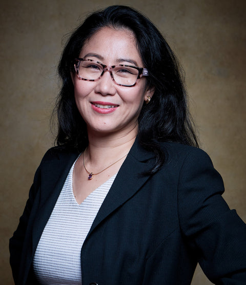 Shattering the Asian Glass Ceiling | MAY YAMADA-LIFTON 山田リフトン真由美